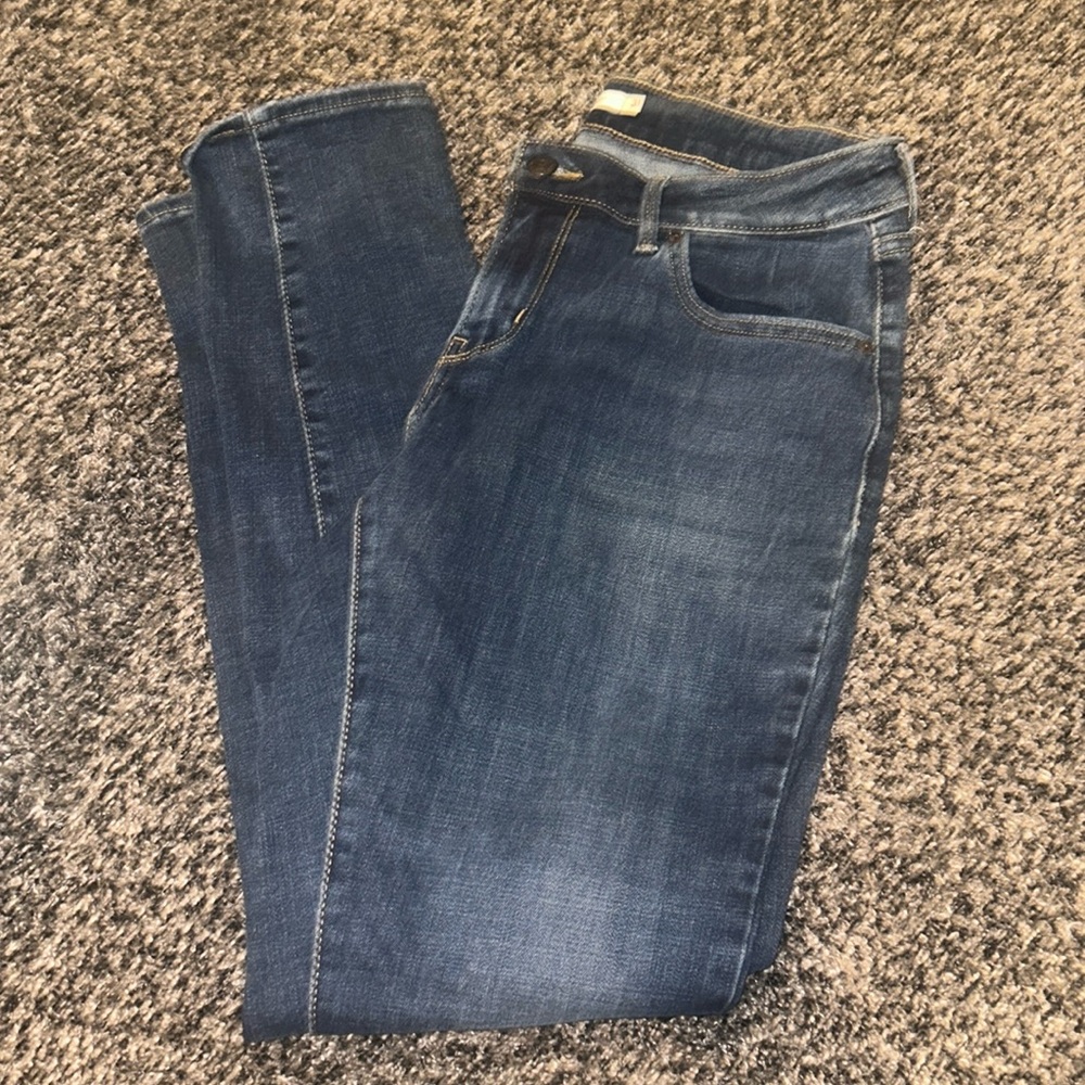811 curvy skinny Levi’s